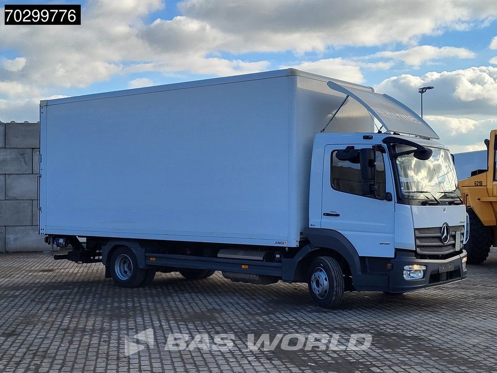 Mercedes Atego 818 4X2 8 tonner Automatic Ladebordwand Euro 6