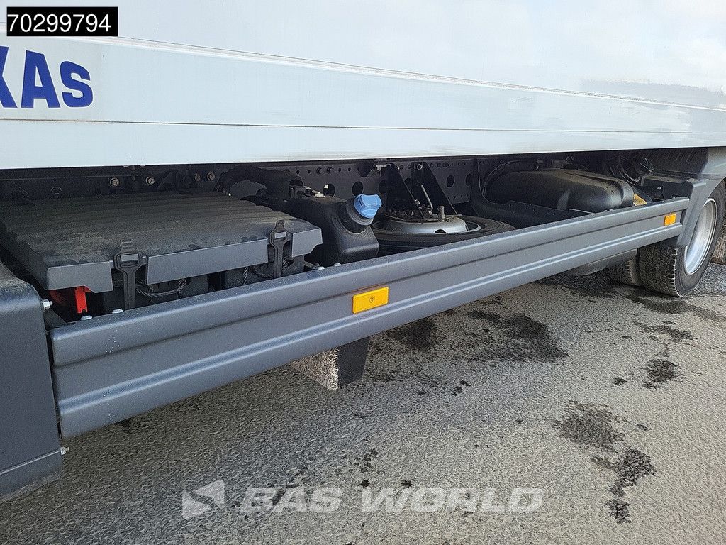 Mercedes Atego 818 4X2 8tonner Automatic Ladebordwand Airco Euro 6