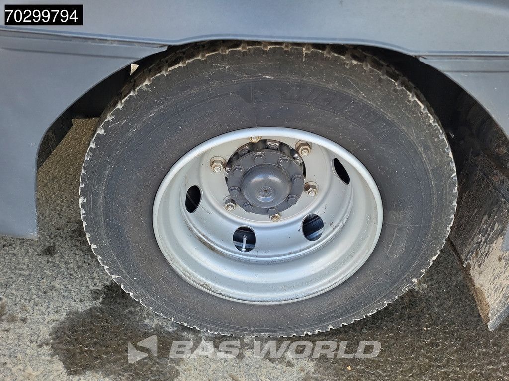 Mercedes Atego 818 4X2 8tonner Automatic Ladebordwand Airco Euro 6