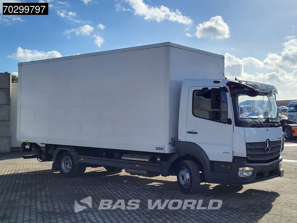 Mercedes Atego 818 4X2 8tonner Automatic Ladebordwand Euro 6