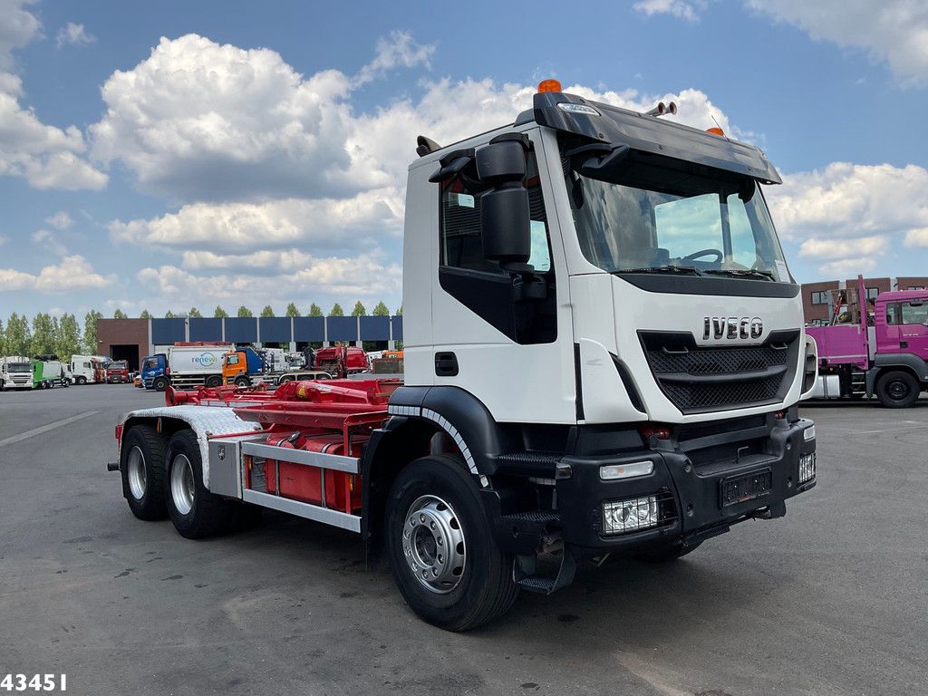 Iveco AD260T 6x4 Euro 6 AJK 20 haakarmsysteem
