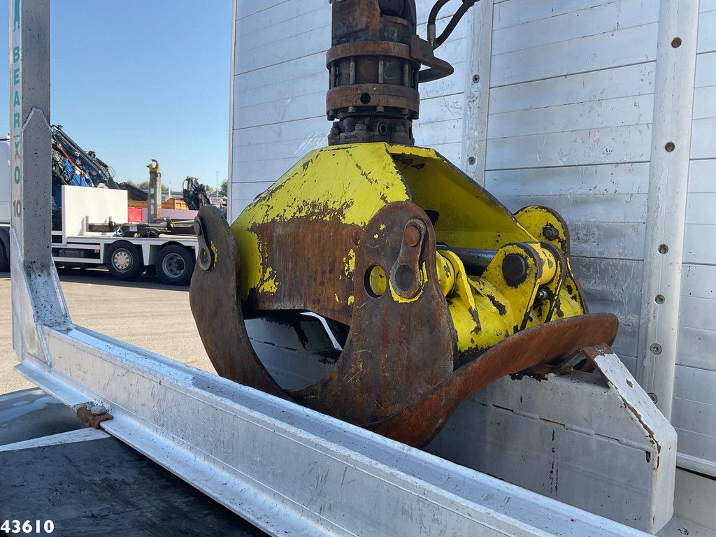 DAF FAD XF 530 8x4 Holzkran