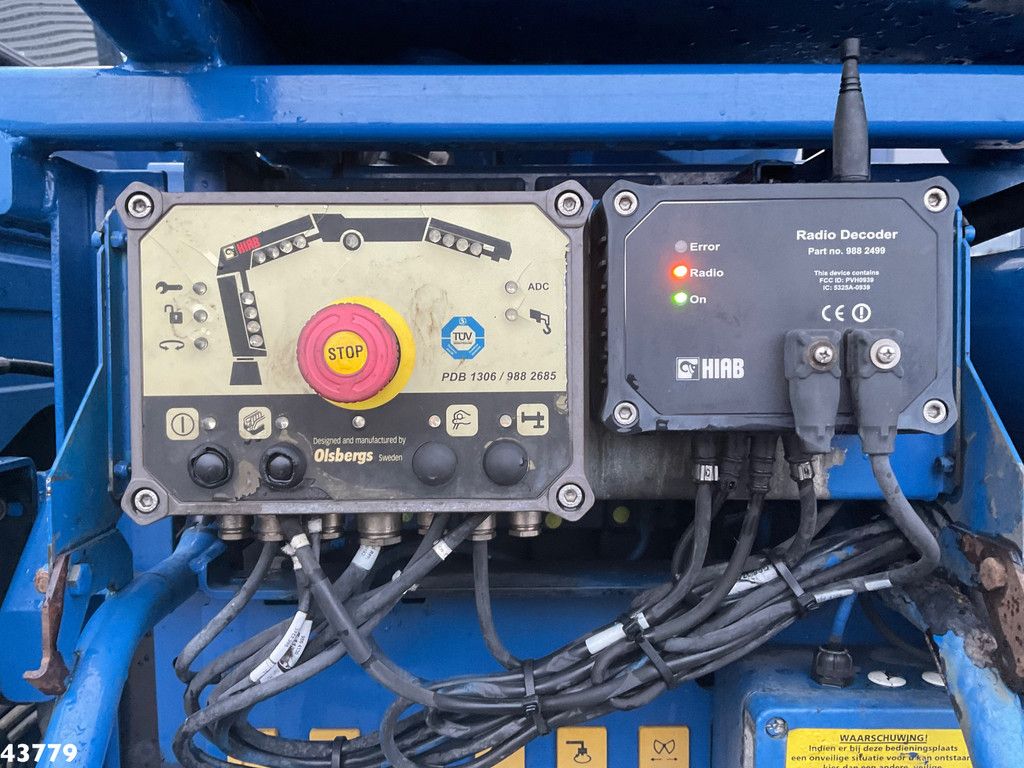 Scania P 360 8x2 Hiab 21 Tonmeter laadkraan