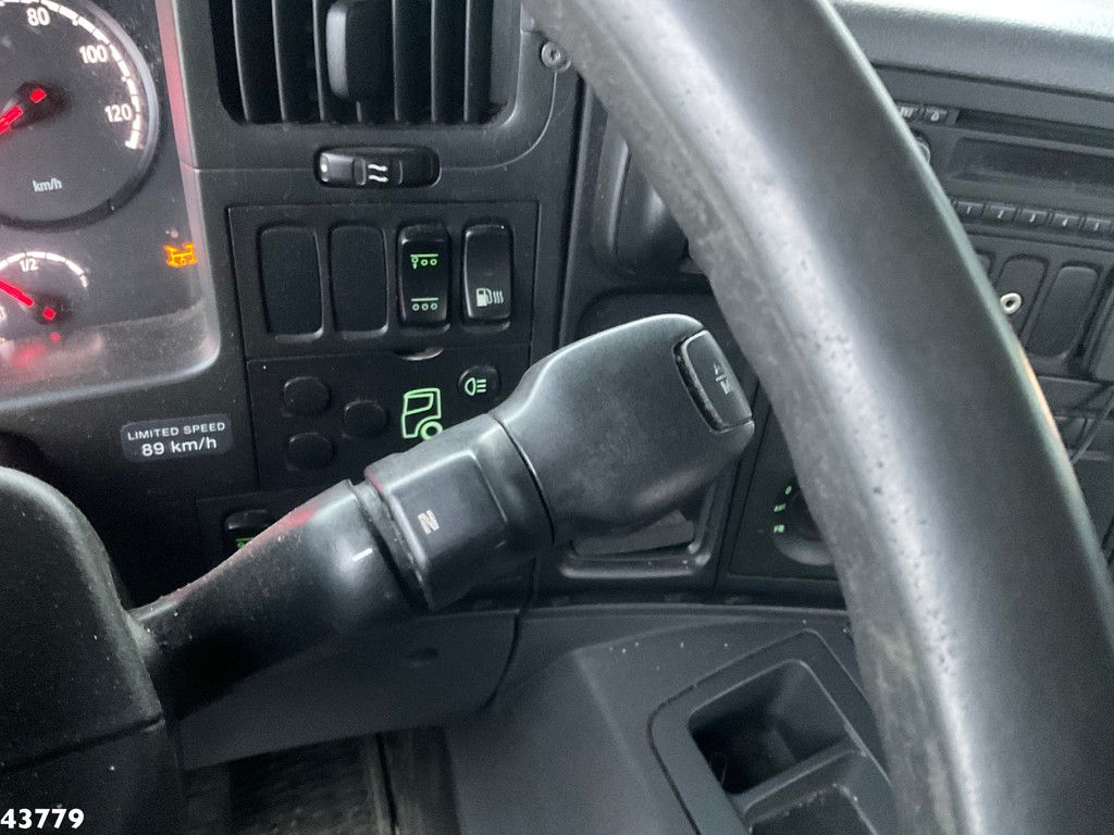 Scania P 360 8x2 Hiab 21 Tonmeter laadkraan