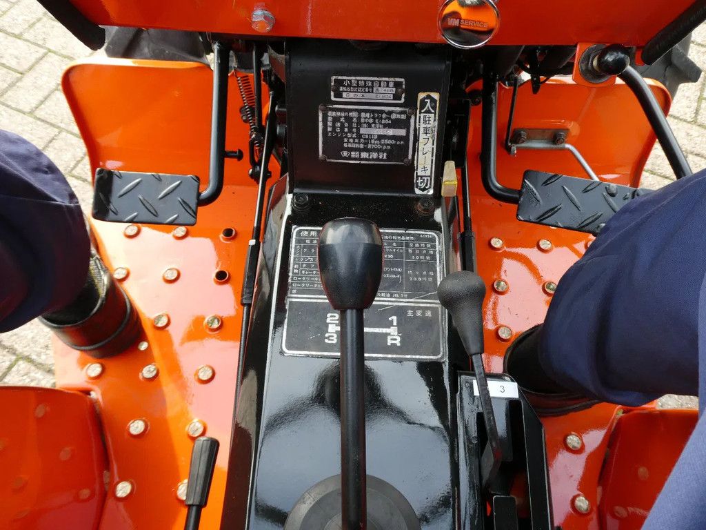 Hinomoto E1804 4wd / 1281 Draaiuren / Miditrekker