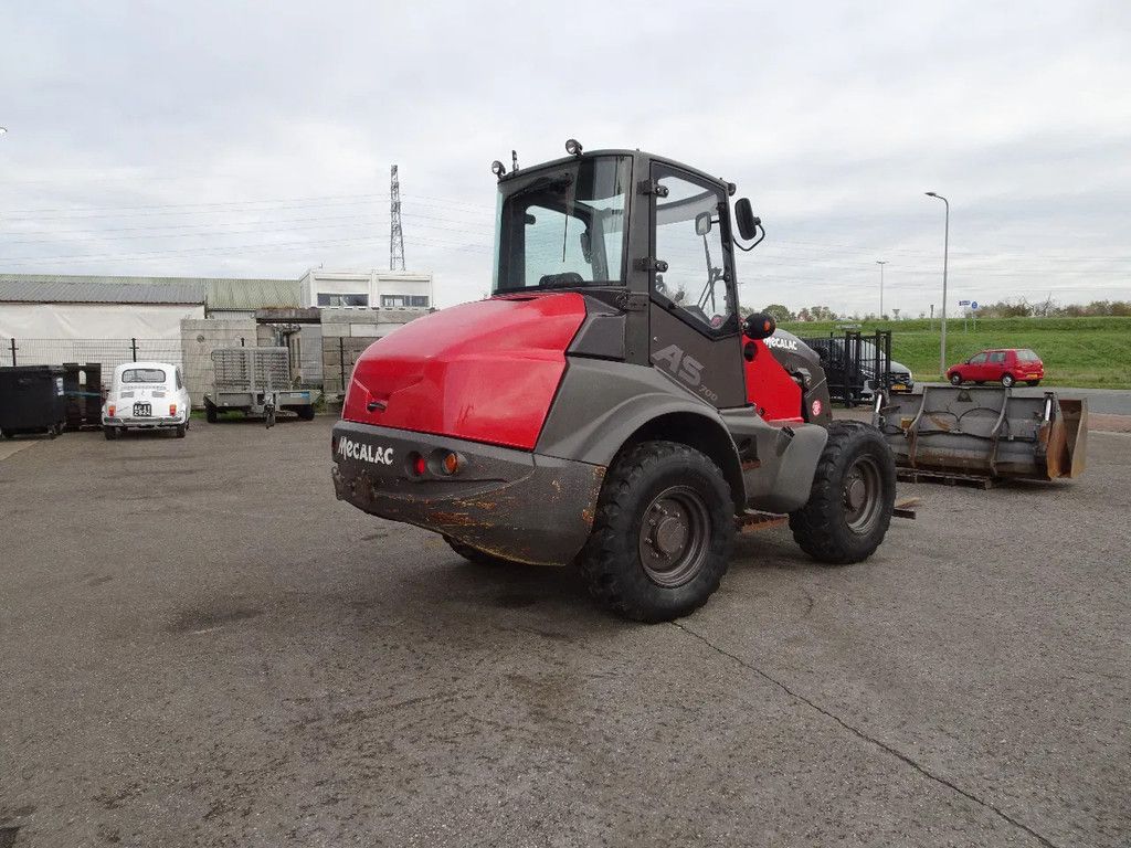 Mecalac AS700