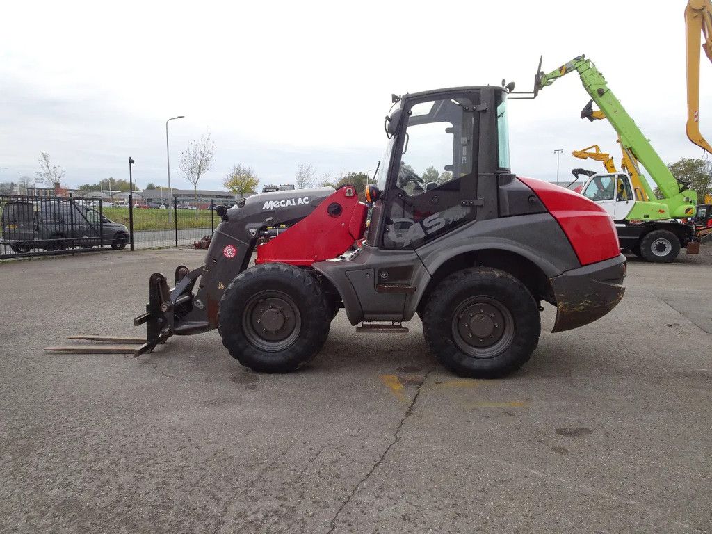 Mecalac AS700