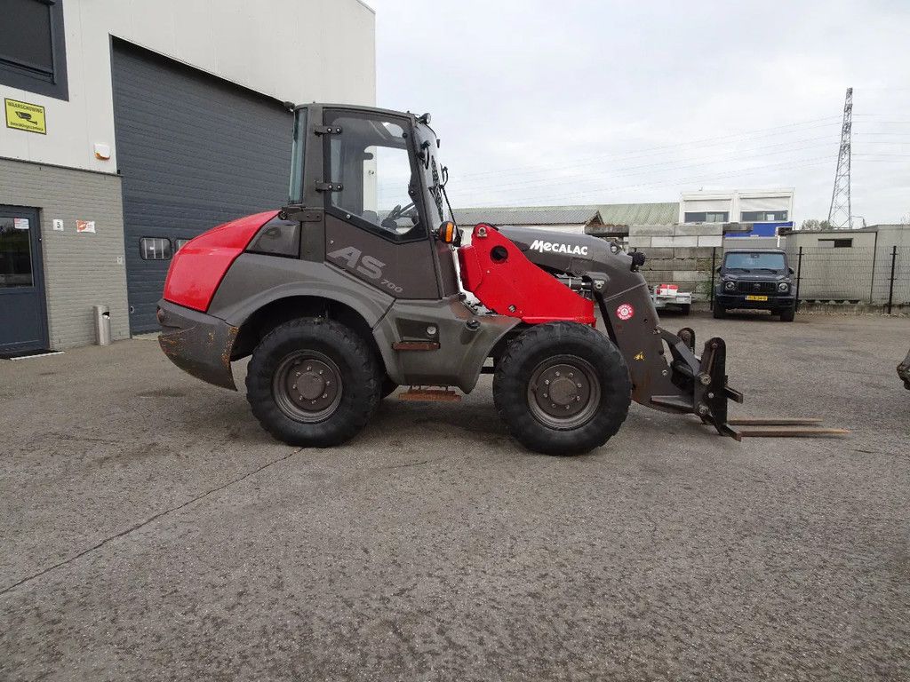 Mecalac AS700