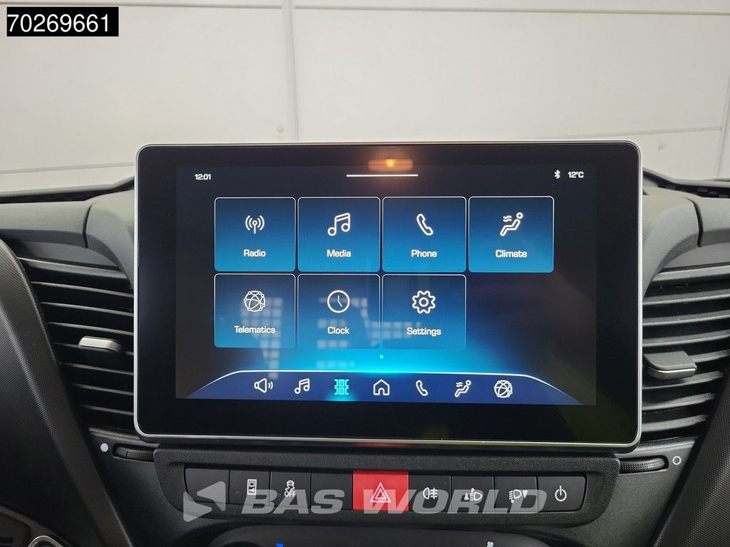 Iveco Daily 35C21 3.0 210PK Black Edition 2025model Dubbel Cabine Open laadbak 3.5t Trekhaak CarPlay ACC LED Pritsche Pickup Airco Dubbel cabine Trekhaak