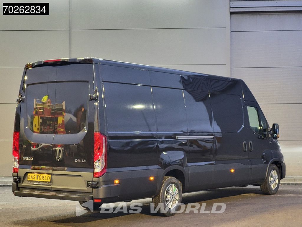 Iveco Daily 35S21 3.0L Automaat 210PK L3H2 2025-Model 3,5t Trekvermogen ACC LED CarPlay Camera Parkeersensoren Velgen 16m3 Euro6 L4H2 16m3 A/C