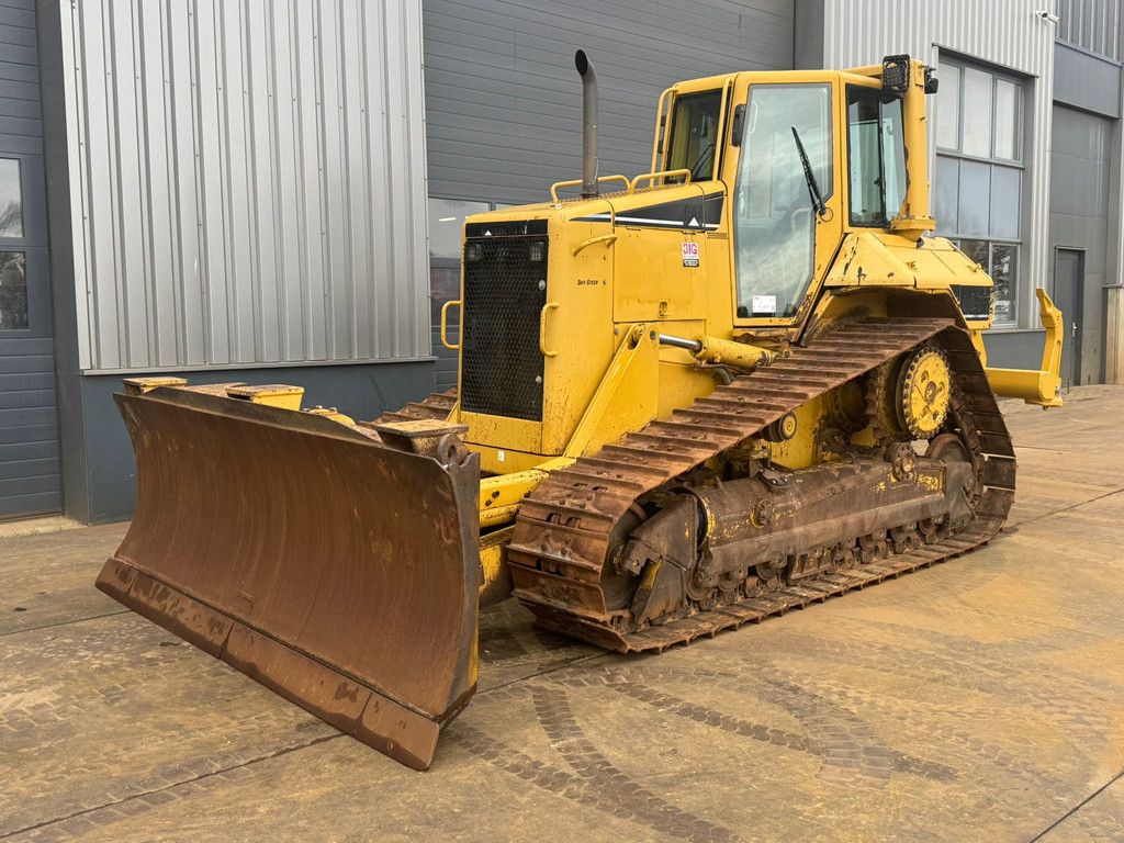 Caterpillar D6N XL