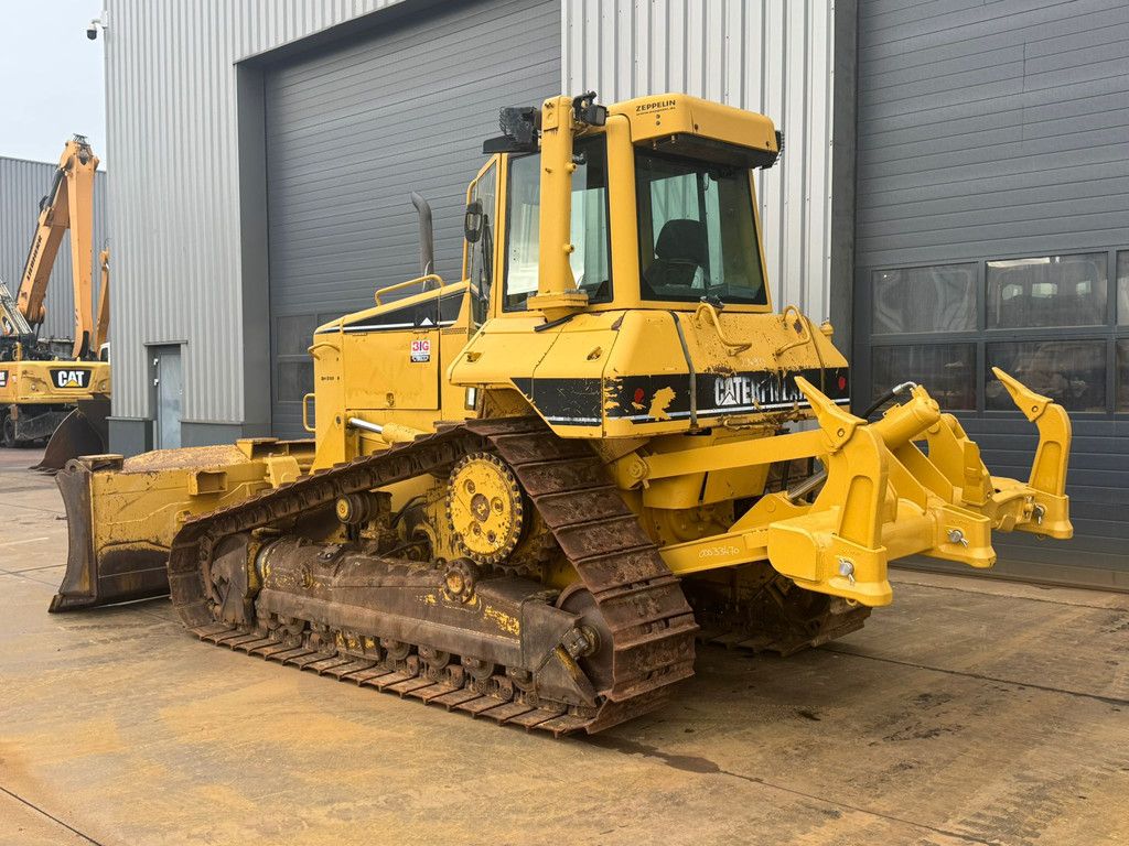 Caterpillar D6N XL