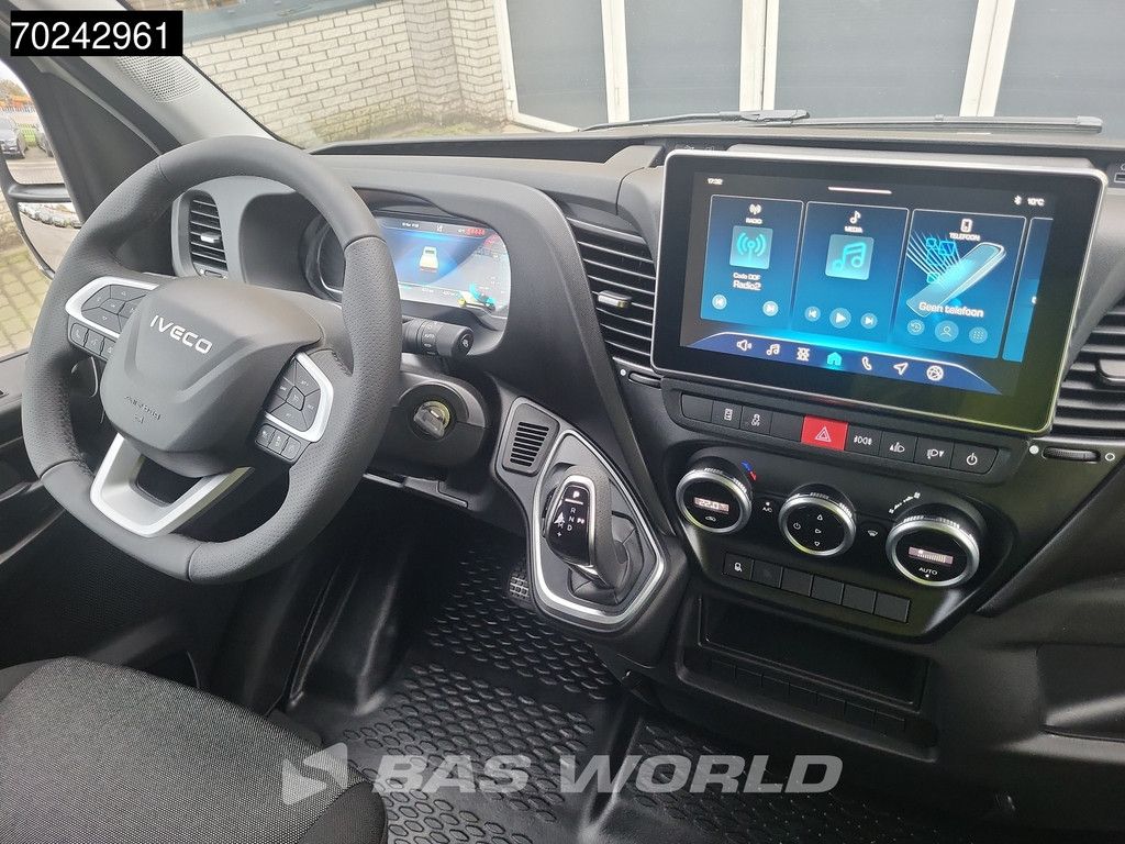 Iveco Daily 35C18 3.0L Automaat 180PK 2025-model Dubbel Cabine Open laadbak Navi ACC LED 3,5T Trekvermogen Euro6 Pritsche Pickup Klima DOKA