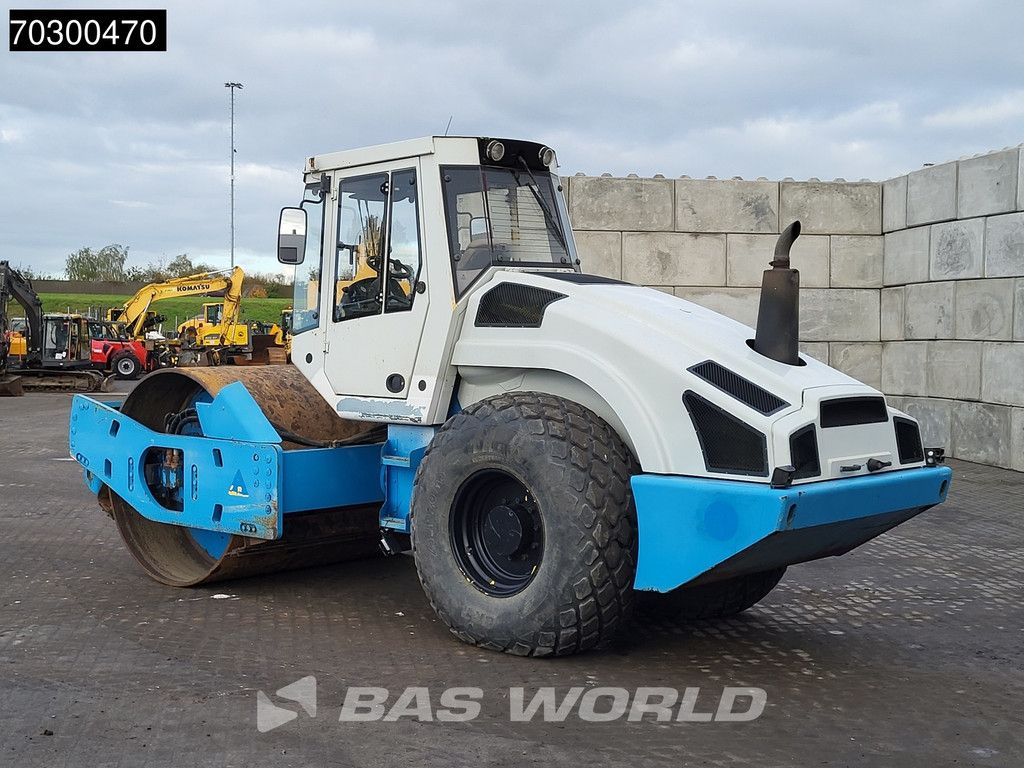 Bomag BW213 D-4