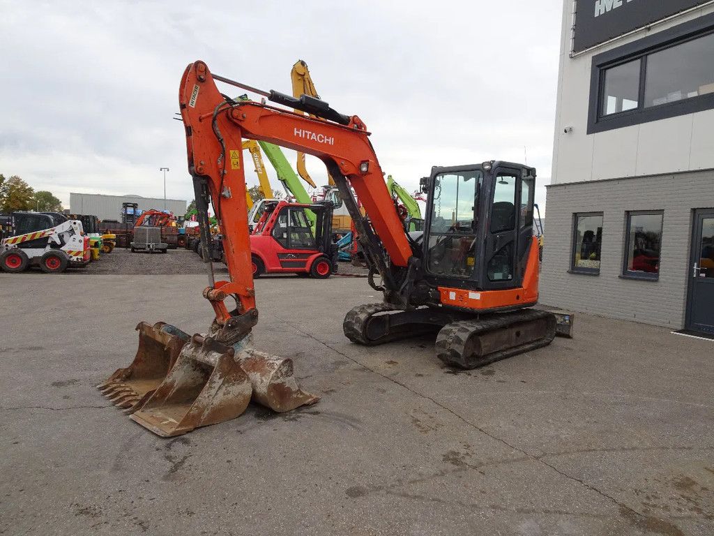Hitachi ZX65USB5-A
