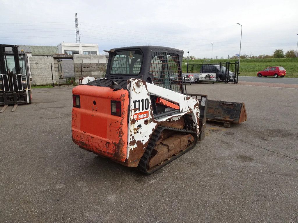 Bobcat T110