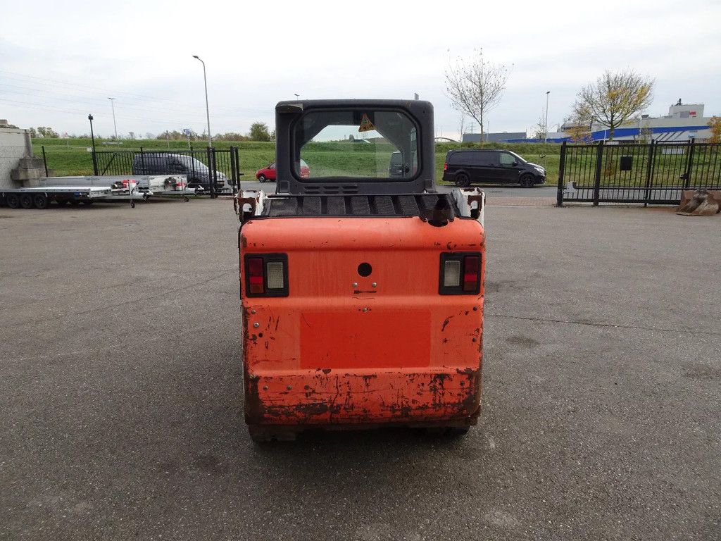 Bobcat T110