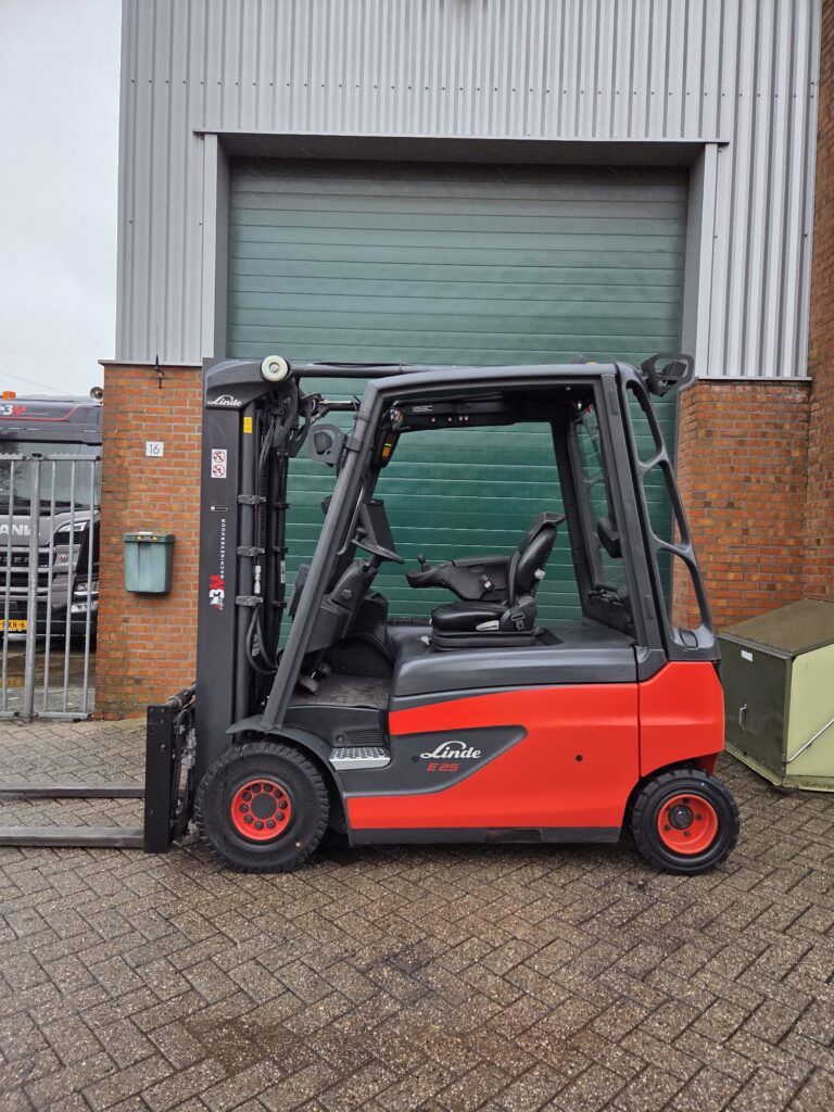 LINDE E25L-01 (387) 2014 HEFTRUCK