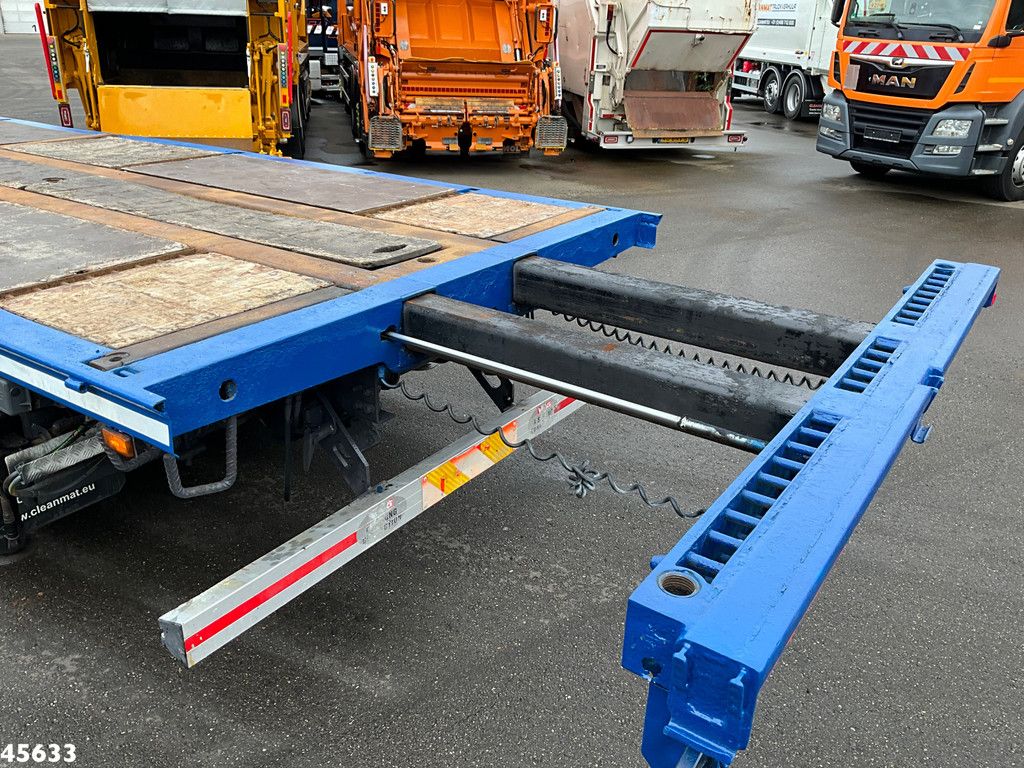 Scania R 560 V8 8x4 Retarder Hiab 47 Tonmeter laadkraan + Fly-Jib!