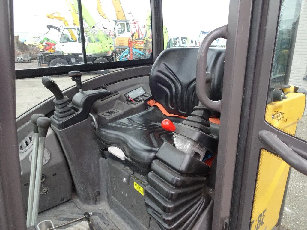 Volvo EC18E