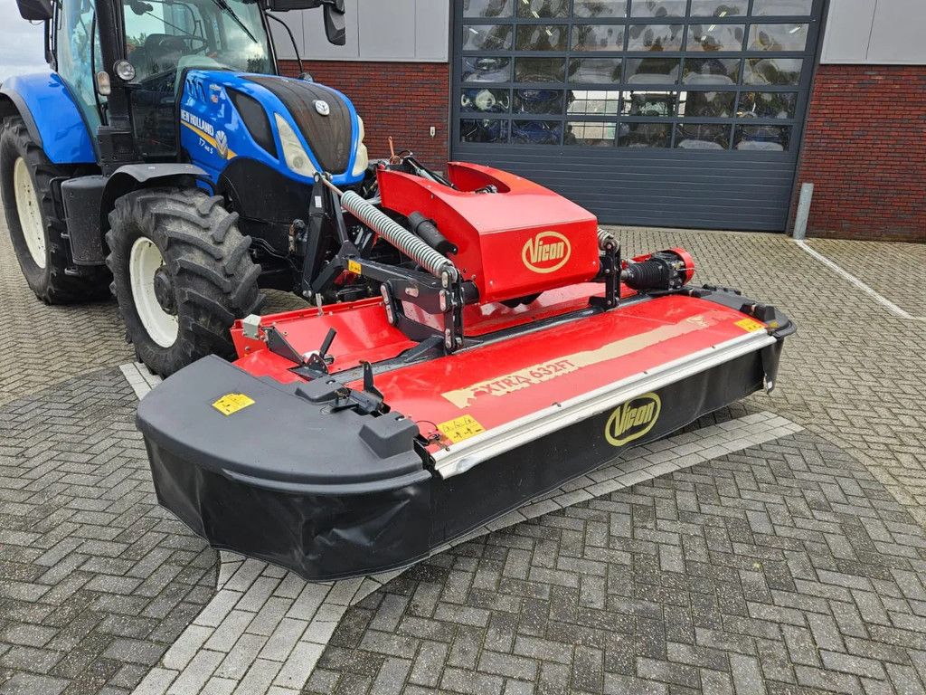 Vicon Extra 632FT front schijvenmaaier met kneuzer