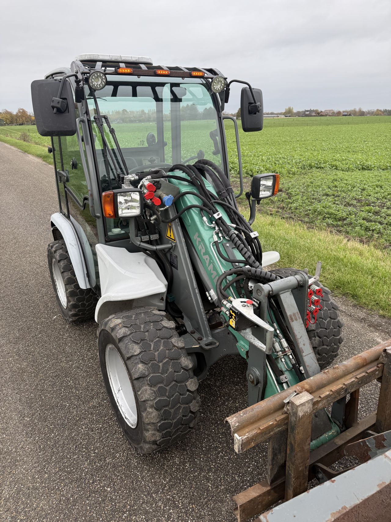 Kramer KL12.5 shovel