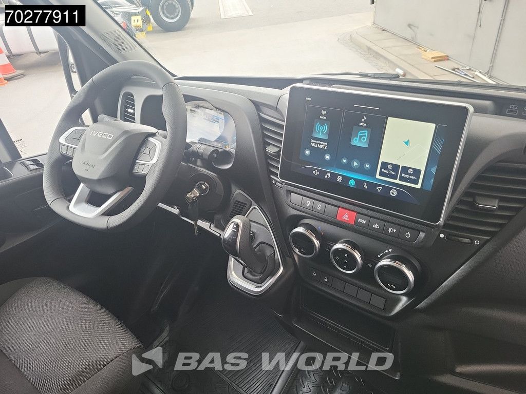 Iveco Daily 35C21 3.0L 210PK Automaat L2H2 Dubbellucht 3.5t Trekhaak LED ACC Navi Airco Camera Parkeersensoren Euro6 L3H2 12m3 A/C Towbar