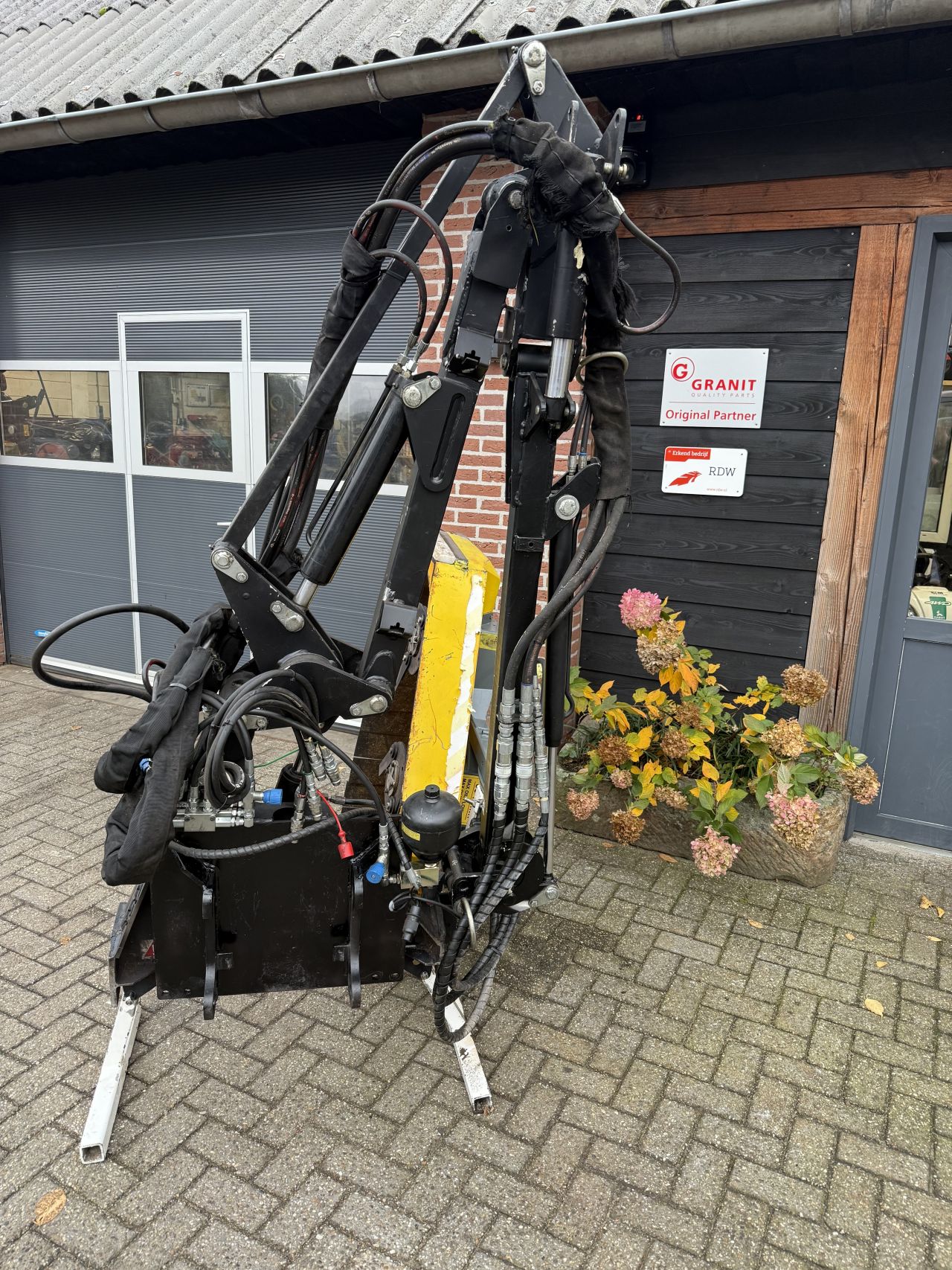 Mc Connel maaiarm. Snoeiarm, Becx snoeidek