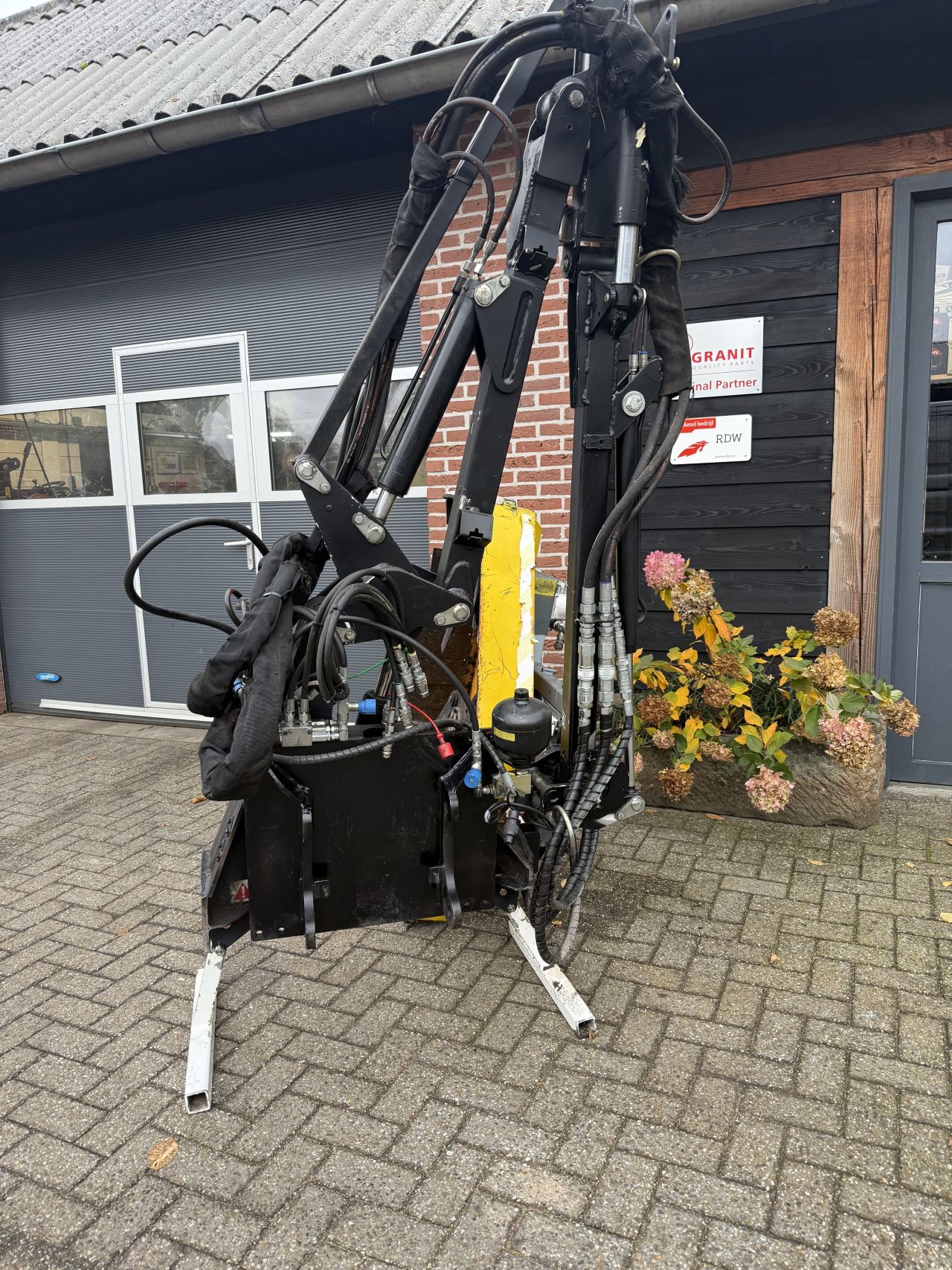 Mc Connel maaiarm. Snoeiarm, Becx snoeidek