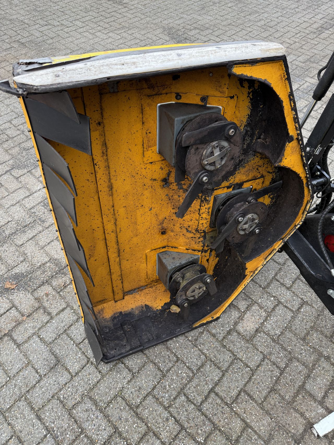 Mc Connel maaiarm. Snoeiarm, Becx snoeidek