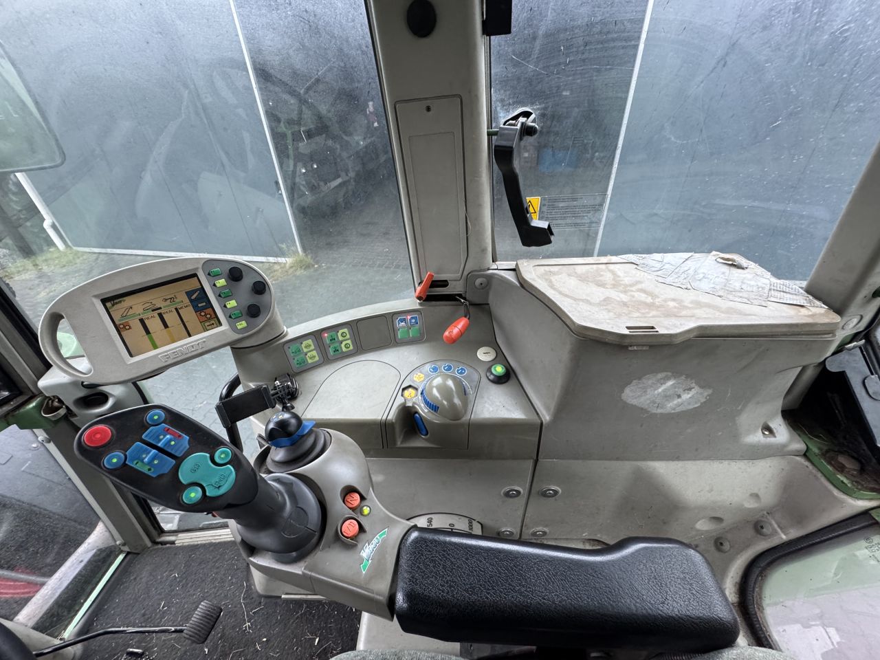 Fendt 714 Favorit Vario