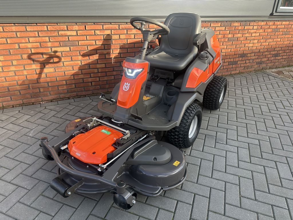 Husqvarna R420TSX AWD