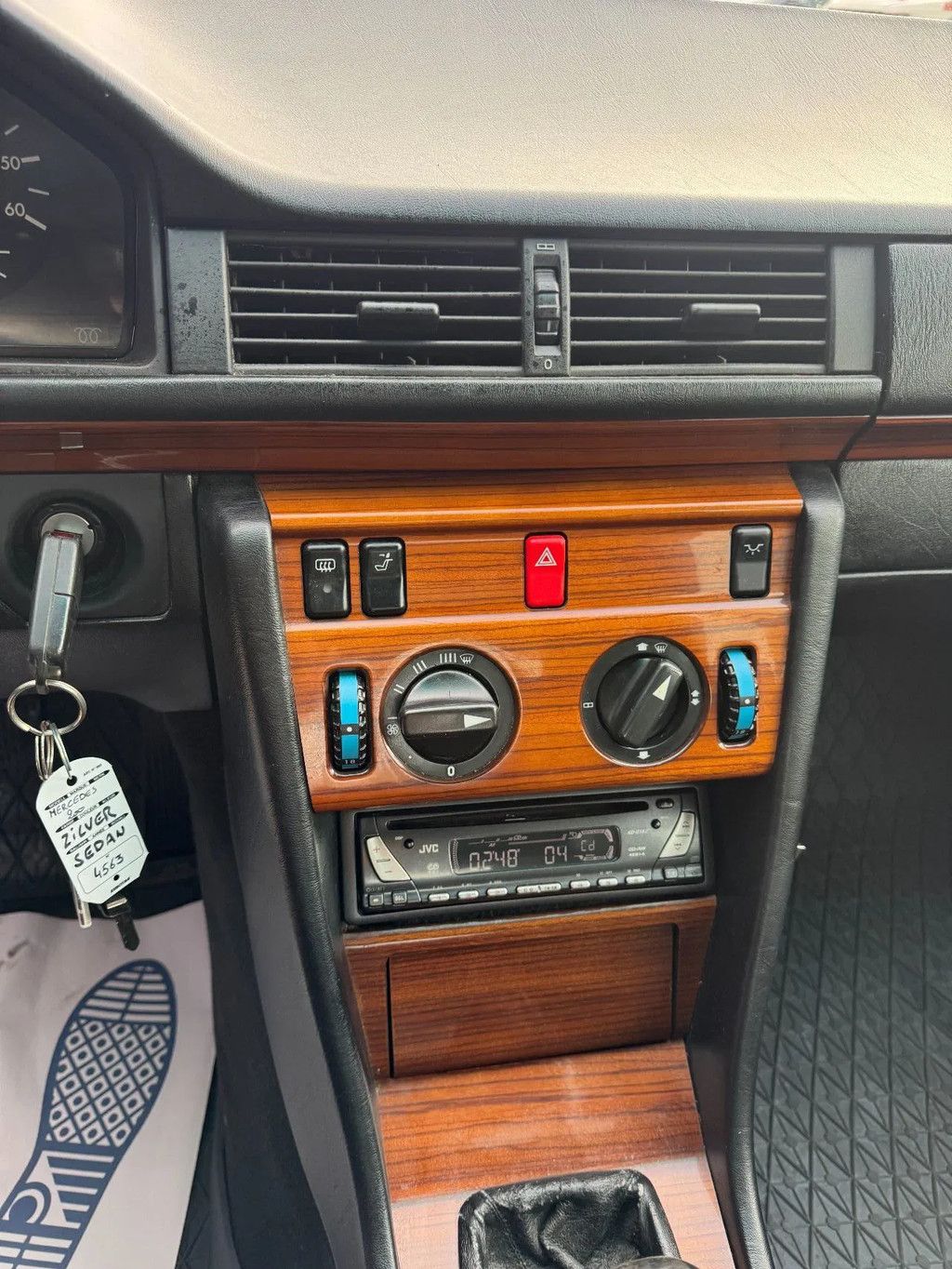 Mercedes-Benz 200-serie **W124-BELGIAN CAR**