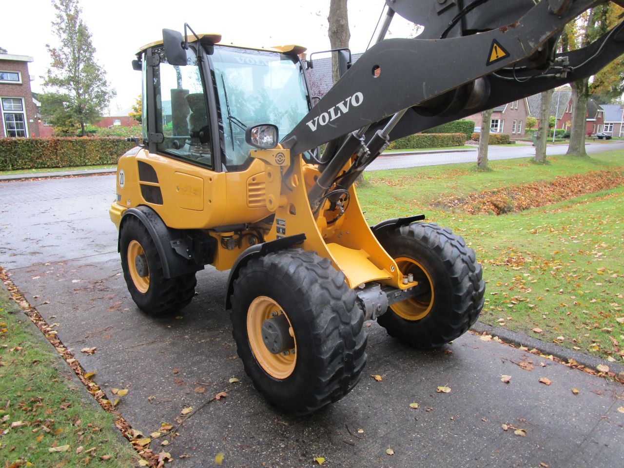 Volvo l28f 2500 uren 2018 centraleschmering !!!!! topstaat