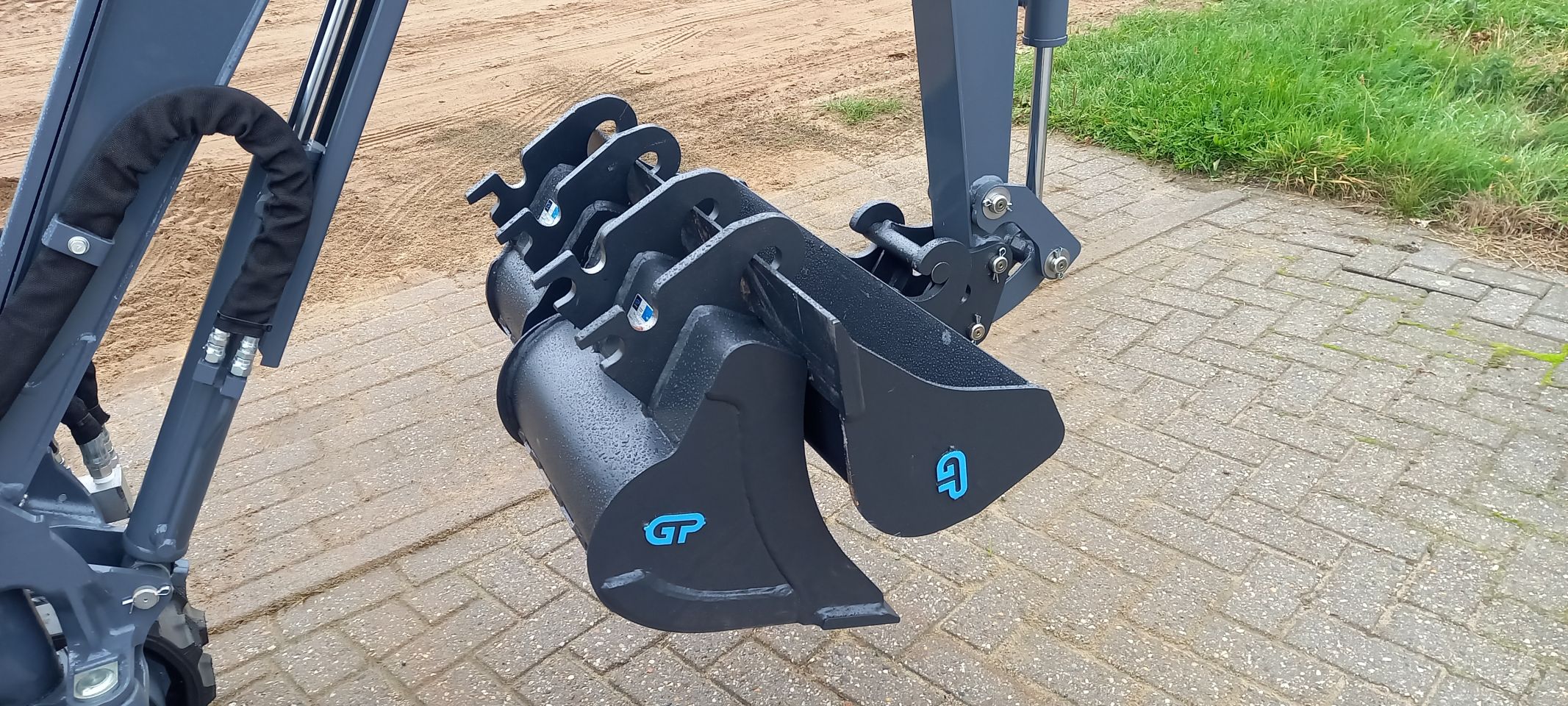 Schaeff / Yanmar TC 08