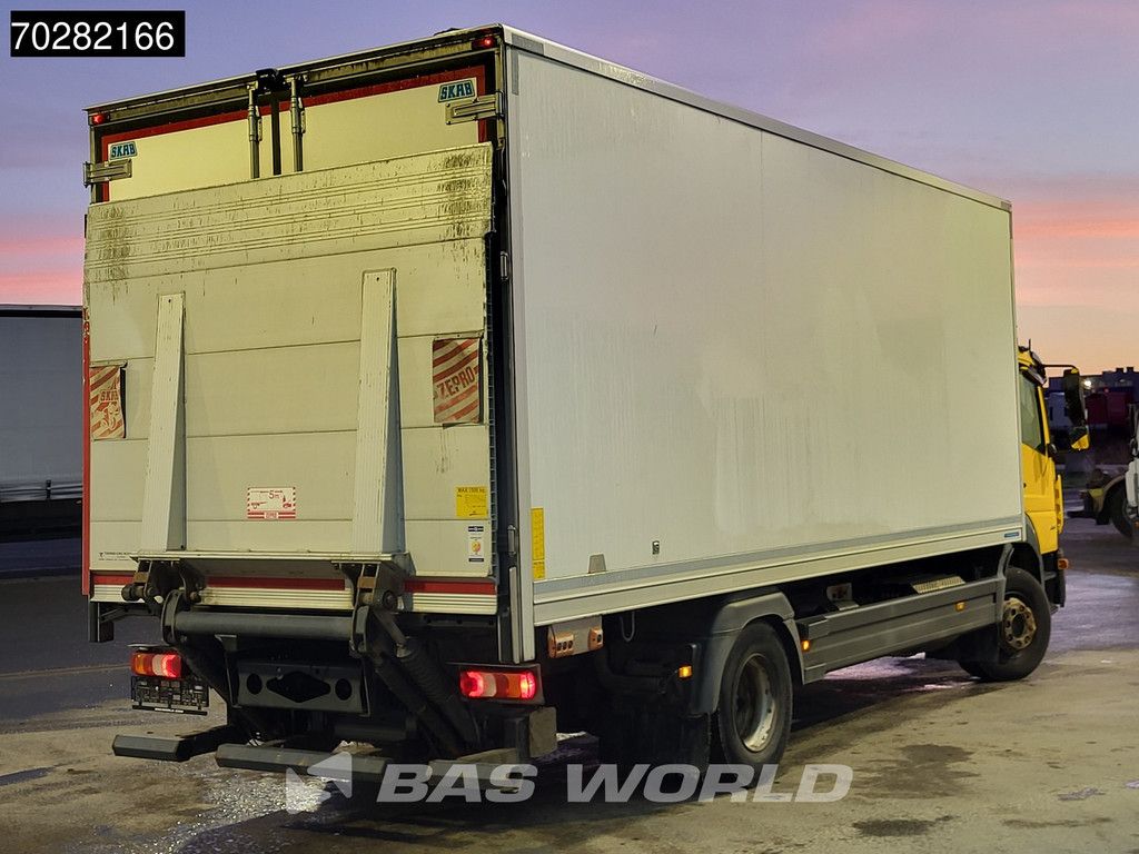 Mercedes Atego Atego 1524 4X2 15tonner ThermoKing T-1200R Cooler Ladebordwand Automatic Euro 6