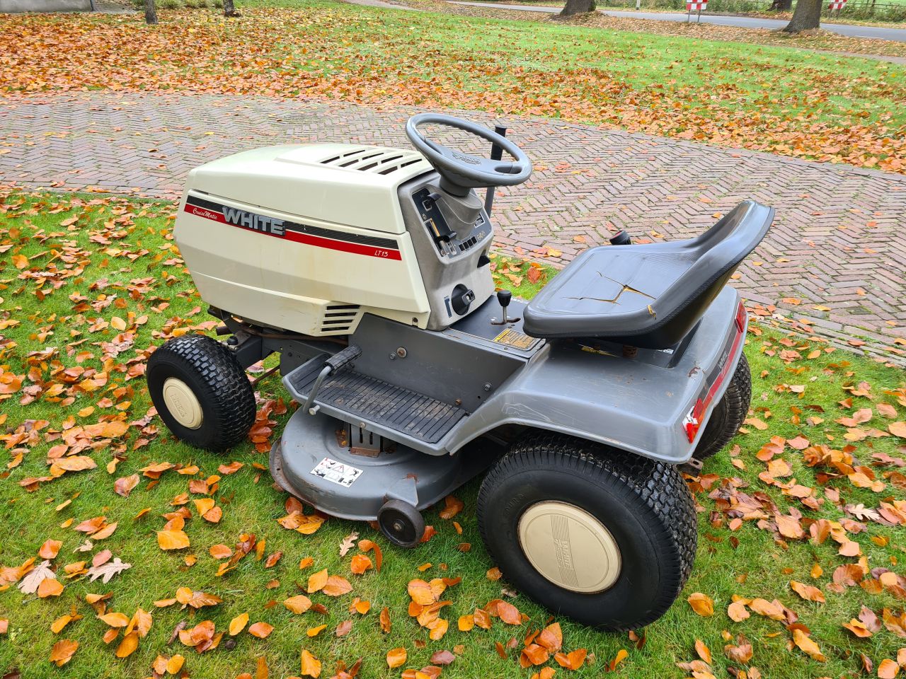 White zitmaaier zijlosser.