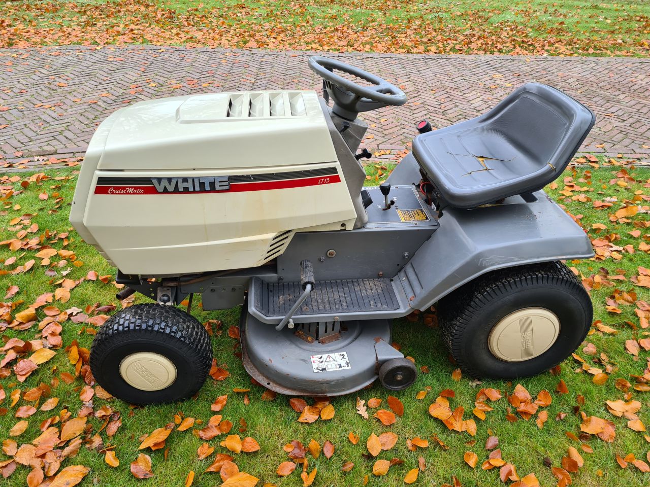 White zitmaaier zijlosser.