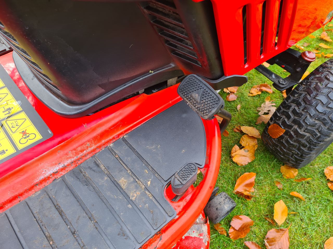 Snapper LT200 zitmaaier zijlosser 18.5 pk motor.