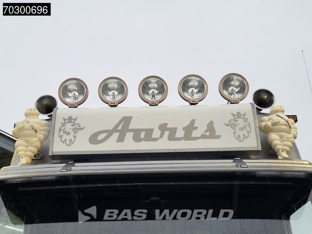 Scania TM 85M 4X2 NL Classis Camper Truck APK 1500kg tailgate Manual