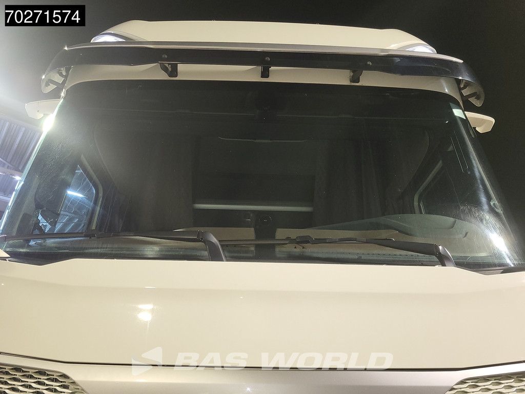 DAF XF 530 4X2 Retarder 2x Tanks Standklima Leather Alcoa's