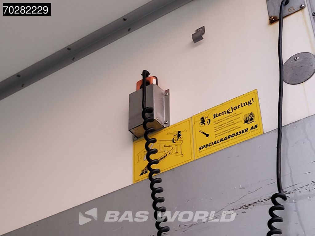 Mercedes Atego Atego 1324 4X2 Thermo King T-1200R 1500kg Ladebordwand Automatic Euro 6