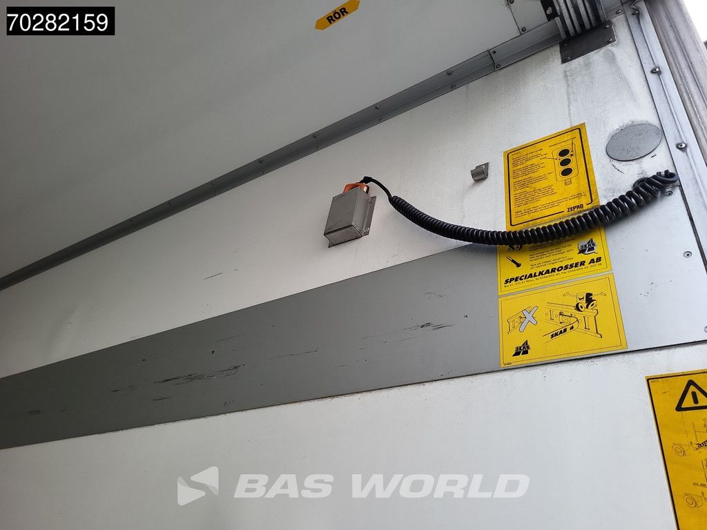 Mercedes Atego Atego 1524 4X2 15tonner Thermo King T-1200R Ladebordwand Euro 6