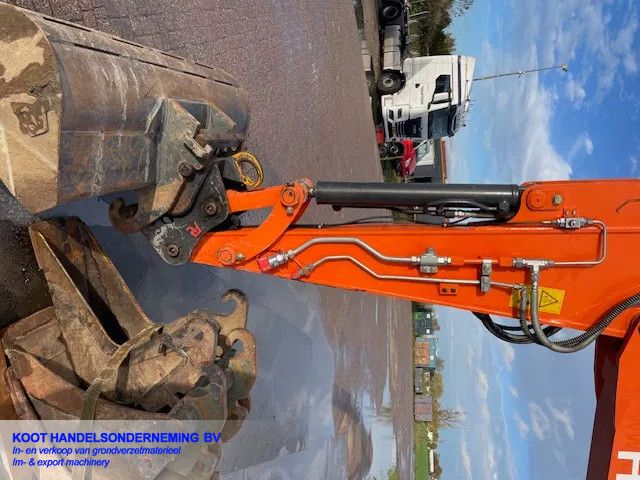 Hitachi ZX 48u-5 clr 4x Bucket 2500 Hours!