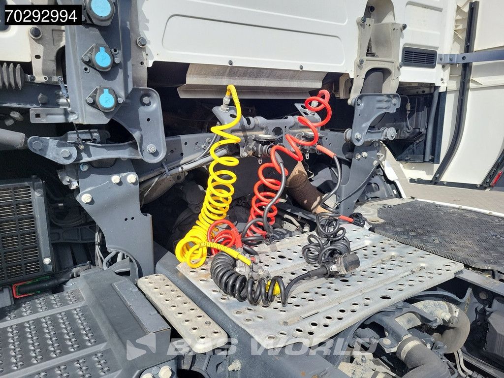 Scania S S520 4X2 Retarder Full-Air 2x Tanks Leder Standklima Navi ACC LED Euro 6