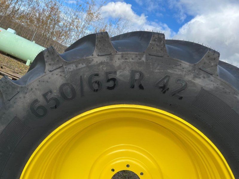 Continental 650/65 R42