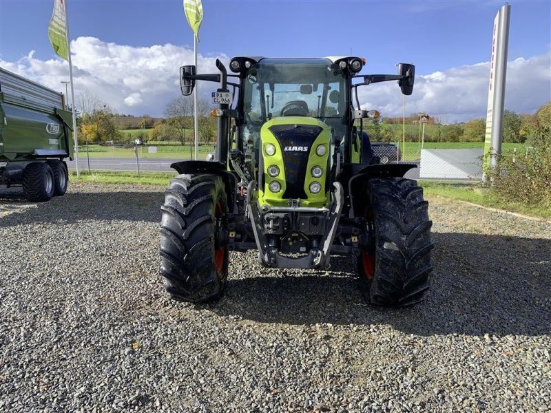 Claas ARION 470 CIS