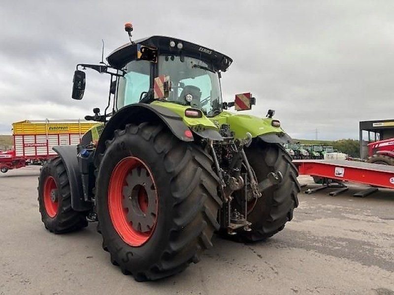 Claas Axion 870