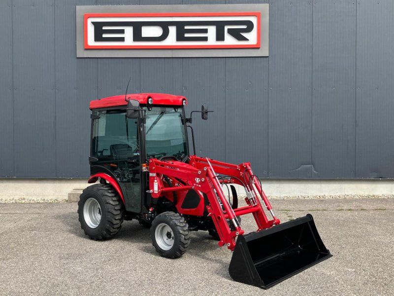 TYM T265 NH mit Frontlader und Kabine