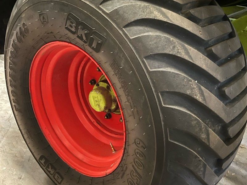 Claas QUADRANT 2200 RC